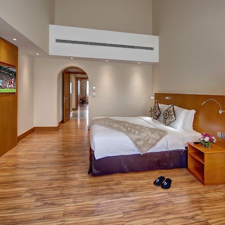 J5 Villas Holiday Homes Barsha Gardens Дубай Экстерьер фото